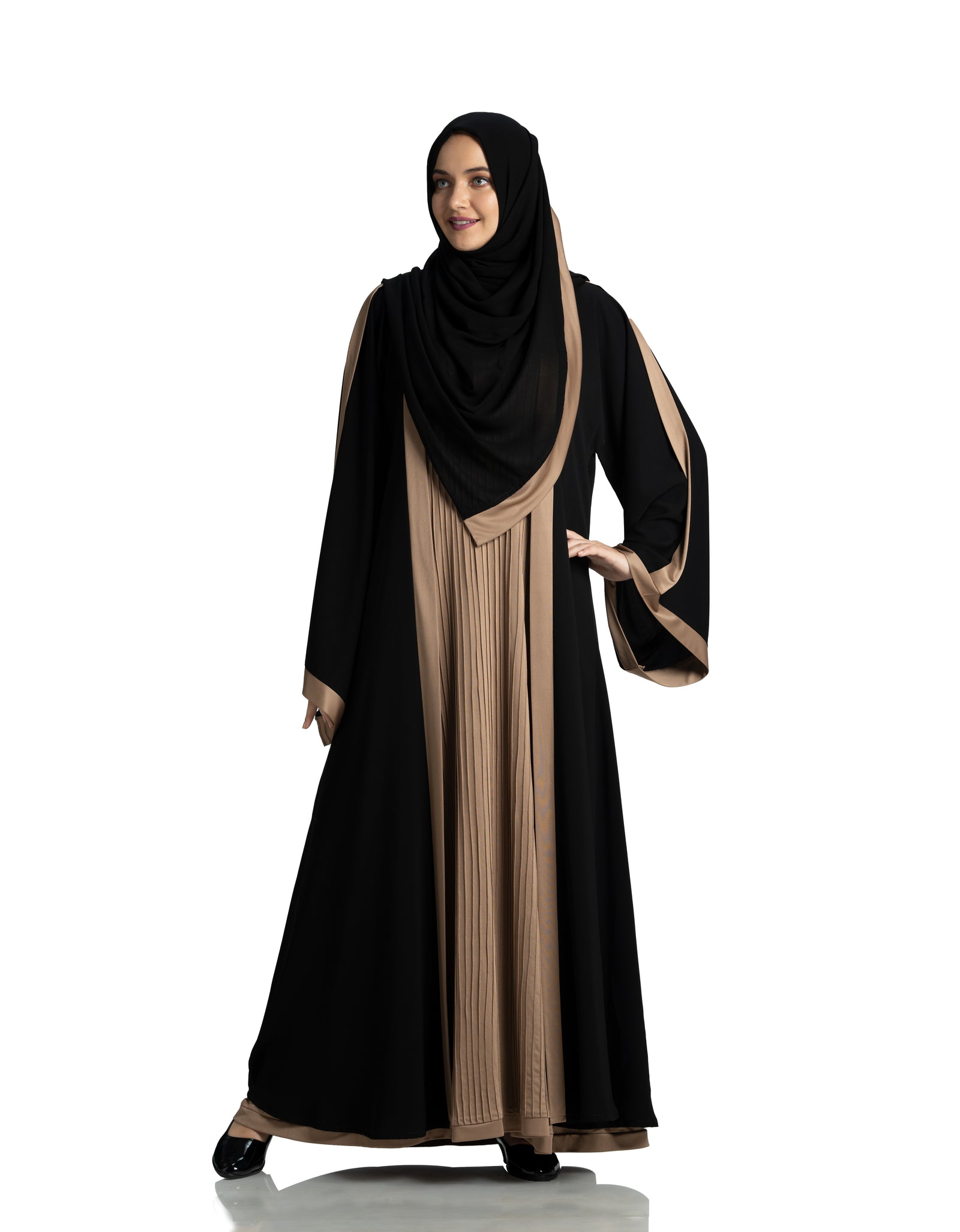 Women's Designed elegant Look SANAMARA Feel Good Abaya